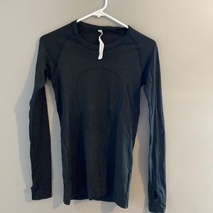 Lululemon swiftly tech long sleeve